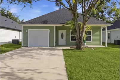 111 Newton Lane, Gun Barrel City, TX 75156 - Photo 1