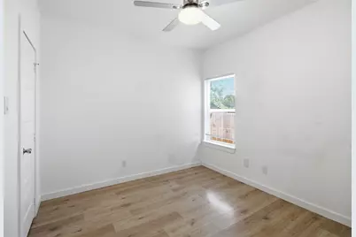 111 Newton Lane, Gun Barrel City, TX 75156 - Photo 10