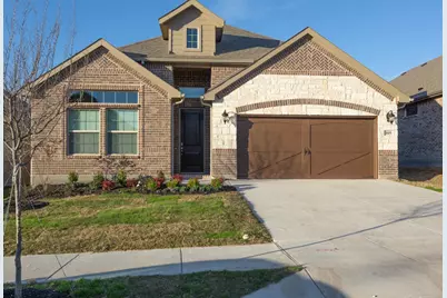 105 Crimson Sky Drive, Aledo, TX 76008 - Photo 1