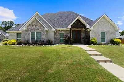 168 Stonegate, Carthage, TX 75633 - Photo 1