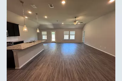 1323 Rosler Street, Mansfield, TX 76063 - Photo 4