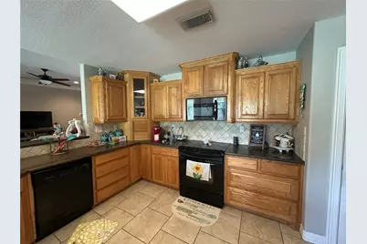 394 Sunland Park, Robinson, TX 76706 - Photo 12