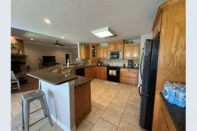 394 Sunland Park, Robinson, TX 76706 - Photo 8