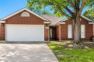 1623 Allen Dr, Cedar Hill, TX 75104 - Photo 1