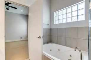 3824 Brown St, Dallas, TX 75219 - Photo 18