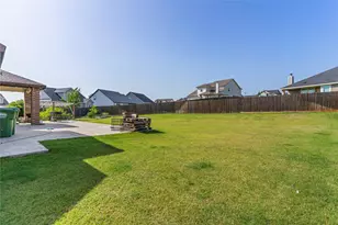 832 Feather Edge Dr, Springtown, TX 76082 - Photo 26