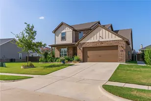 832 Feather Edge Dr, Springtown, TX 76082 - Photo 2
