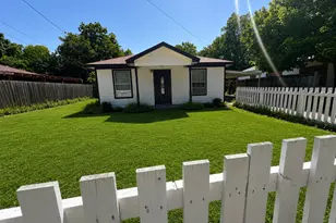 312 N Wood St, Cleburne, TX 76033 - Photo 1