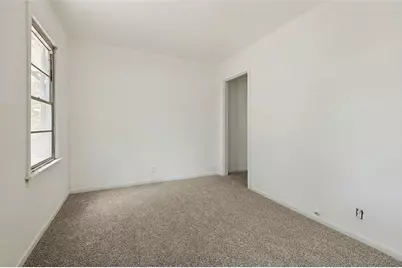 661 W Millett Drive, Dallas, TX 75232 - Photo 8