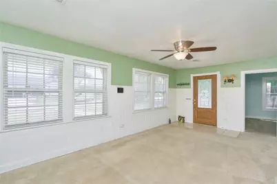 3332 Ryan Avenue, Fort Worth, TX 76110 - Photo 6