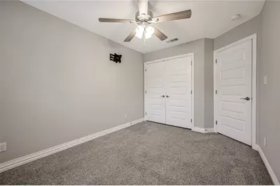 907 W Collins Street, Denison, TX 75020 - Photo 14