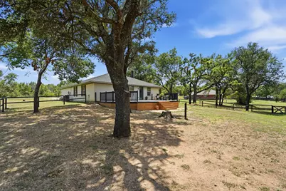 986 Eagles Way, Springtown, TX 76082 - Photo 34