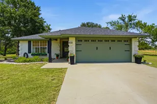 986 Eagles Way, Springtown, TX 76082 - Photo 1