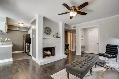 16301 Ledgemont Lane #202, Addison, TX 75001 - Photo 2