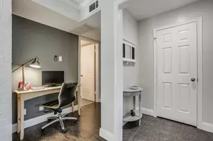 16301 Ledgemont Ln, Addison, TX 75001 - Photo 1