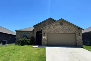 305 Lead Creek Dr, Fort Worth, TX 76131 - Photo 1