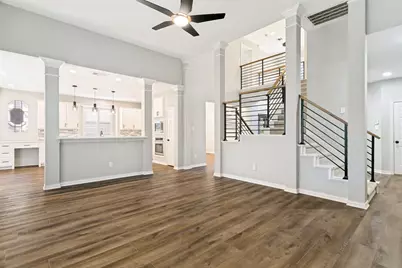 2811 Stonehurst Drive, Grapevine, TX 76051 - Photo 8