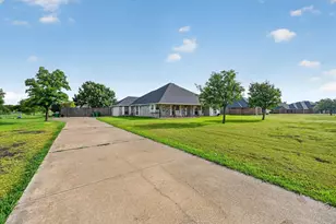 11112 Prairie Lakes Ln, Forney, TX 75126 - Photo 2