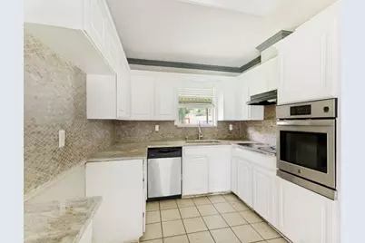 325 Walnut Avenue, Azle, TX 76020 - Photo 8