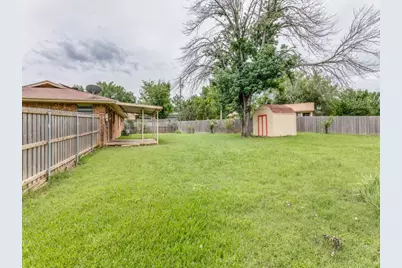 325 Walnut Avenue, Azle, TX 76020 - Photo 24