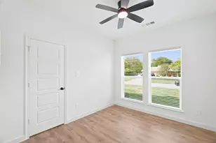 1038 Barton Ave, Glenn Heights, TX 75154 - Photo 26