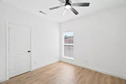 1038 Barton Avenue, Glenn Heights, TX 75154 - Photo 30