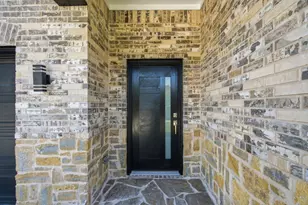 1038 Barton Ave, Glenn Heights, TX 75154 - Photo 4