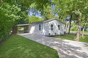 116 Opal St, Waxahachie, TX 75165 - Photo 2