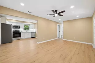 116 Opal St, Waxahachie, TX 75165 - Photo 10