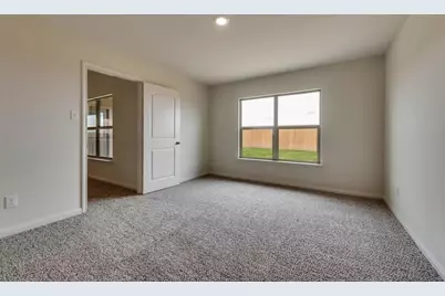 254 Shaw Creek Boulevard, Ferris, TX 75125 - Photo 6
