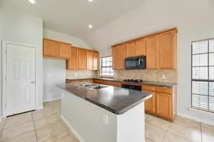 2517 Indian Hills Dr, Little Elm, TX 75068 - Photo 12
