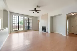 2517 Indian Hills Dr, Little Elm, TX 75068 - Photo 8