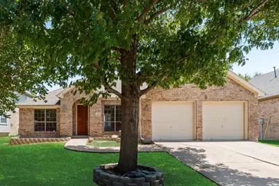 2517 Indian Hills Drive, Little Elm, TX 75068 - Photo 4