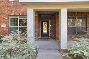 4608 Brighton Dr, McKinney, TX 75070 - Photo 2