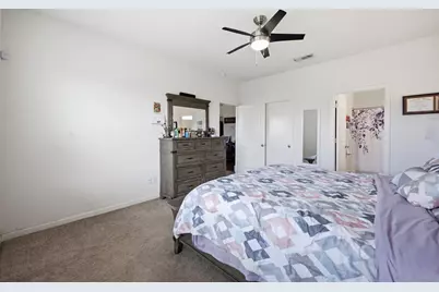 405 Willow Creek Drive, Glenn Heights, TX 75154 - Photo 18