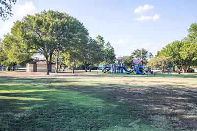 2103 Cedarcrest Drive, Carrollton, TX 75007 - Photo 36