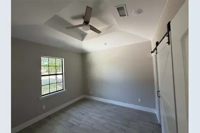 3025 Red Oak Drive, Granbury, TX 76048 - Photo 4