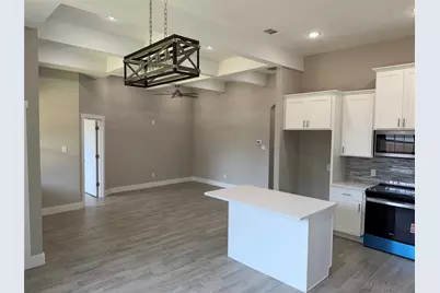 3025 Red Oak Drive, Granbury, TX 76048 - Photo 6