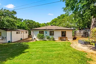 627 Francks Cir, Shady Shores, TX 76208 - Photo 24