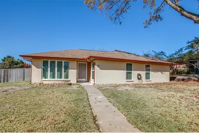 105 Waits Circle, Garland, TX 75043 - Photo 1