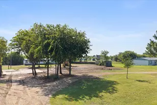 18069 Cindy's Ln, Justin, TX 76247 - Photo 2