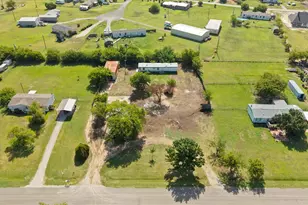 18069 Cindy's Ln, Justin, TX 76247 - Photo 10