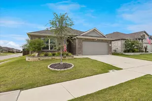 8924 Flying Eagle Ln, Fort Worth, TX 76131 - Photo 2
