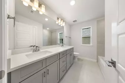 404 Brooklawn Avenue, Little Elm, TX 75068 - Photo 18