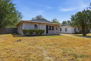 2740 Blue Ridge Dr, Mesquite, TX 75150 - Photo 2