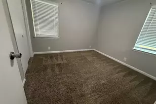 2740 Blue Ridge Dr, Mesquite, TX 75150 - Photo 4