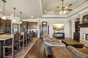 135 Stanford Ln, Springtown, TX 76082 - Photo 6