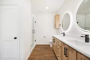 705 Daniel St, Blossom, TX 75416 - Photo 12
