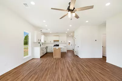 705 Daniel Street, Blossom, TX 75416 - Photo 6