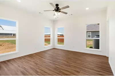 705 Daniel Street, Blossom, TX 75416 - Photo 16